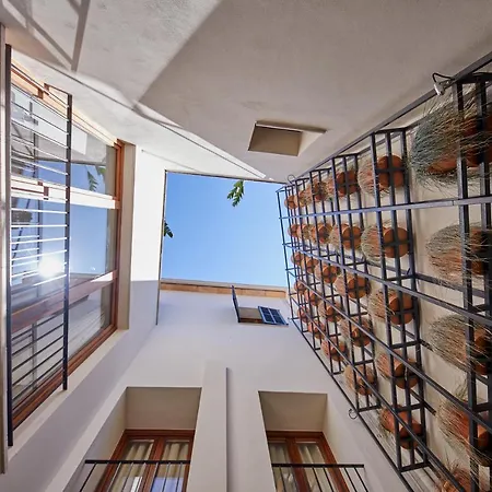 Mon Boutique Hotel