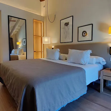 Hotell Mon Boutique 4*