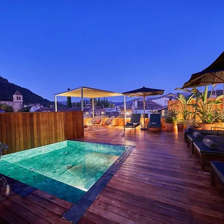 Hotell Mon Boutique 4*